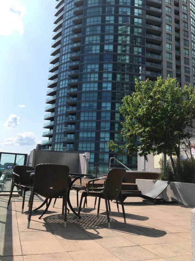 Executive 1 Bedroom Condo Sleeps 2 Toronto Exteriör bild