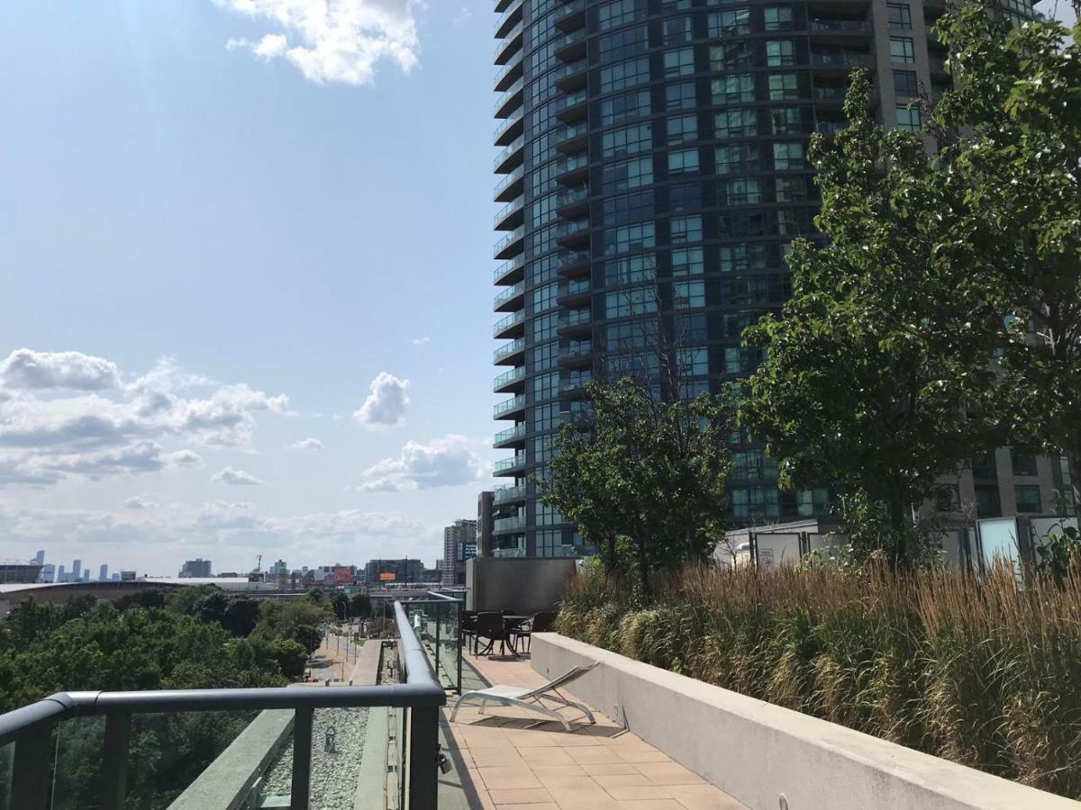 Executive 1 Bedroom Condo Sleeps 2 Toronto Exteriör bild