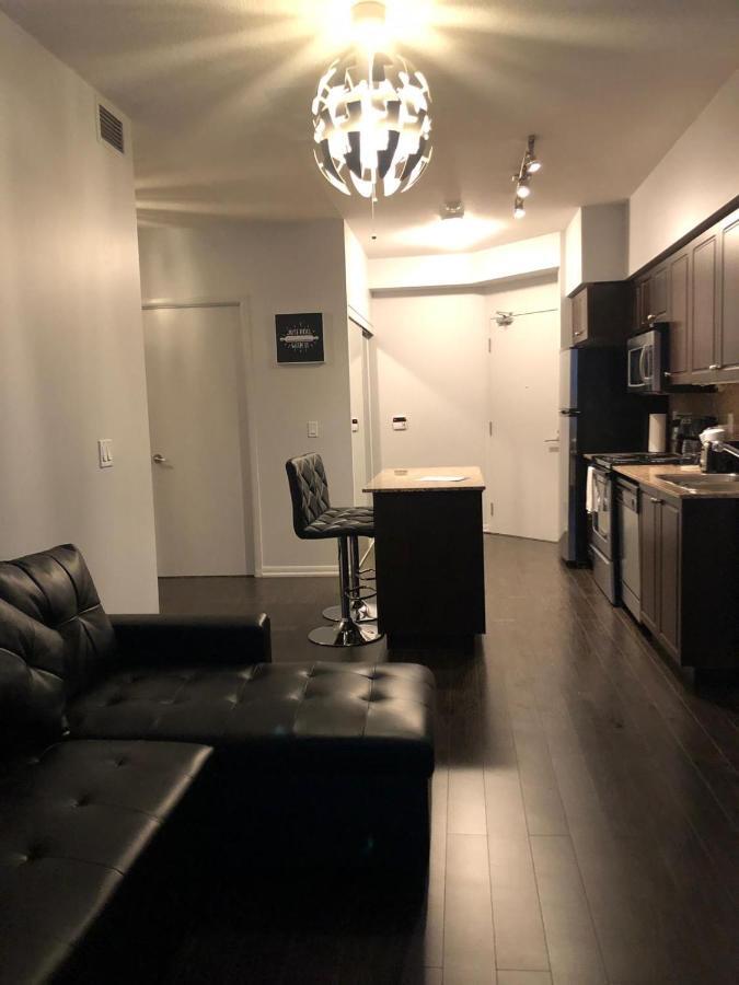 Executive 1 Bedroom Condo Sleeps 2 Toronto Exteriör bild