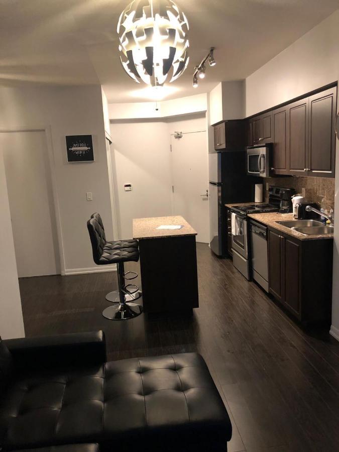 Executive 1 Bedroom Condo Sleeps 2 Toronto Exteriör bild